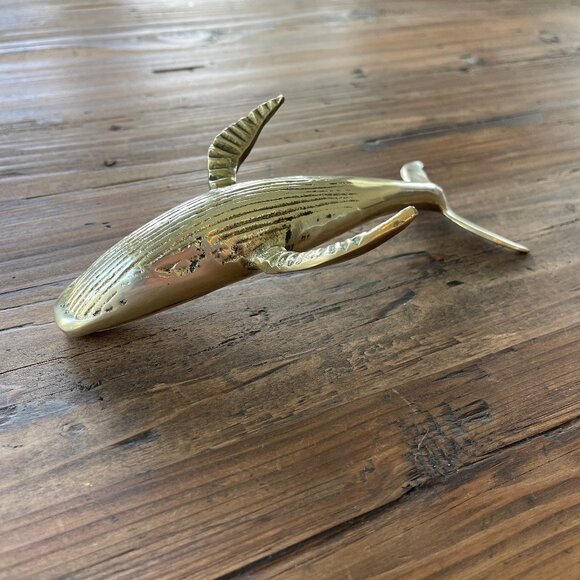 Vintage Solid Brass Humpback Whale 6.5” Sculpture Figurine Paperweight Nautical - Picture 1 of 14